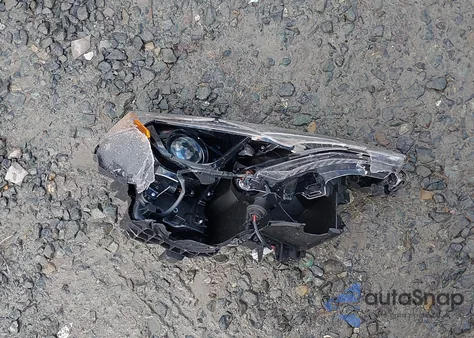 2017 Toyota Rav4 Le из США, поврежденный, VIN JTMBFREV7HJ127379